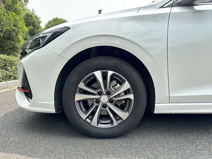 Фото 6 - Changan Eado Plus