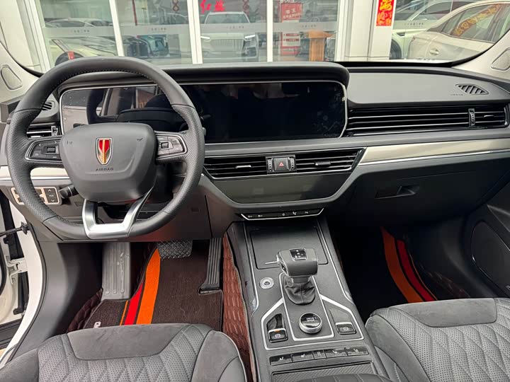 Фото 10 - Hongqi HS5