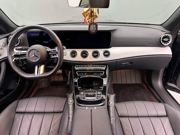 Фото 9 - Mercedes-Benz E-Class