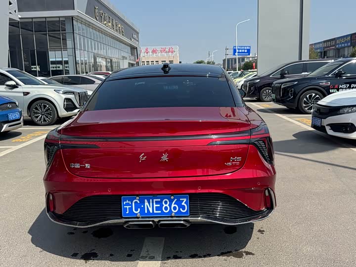 Фото 5 - Hongqi H6