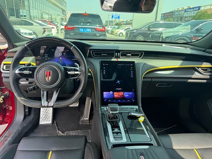 Фото 9 - Hongqi H6
