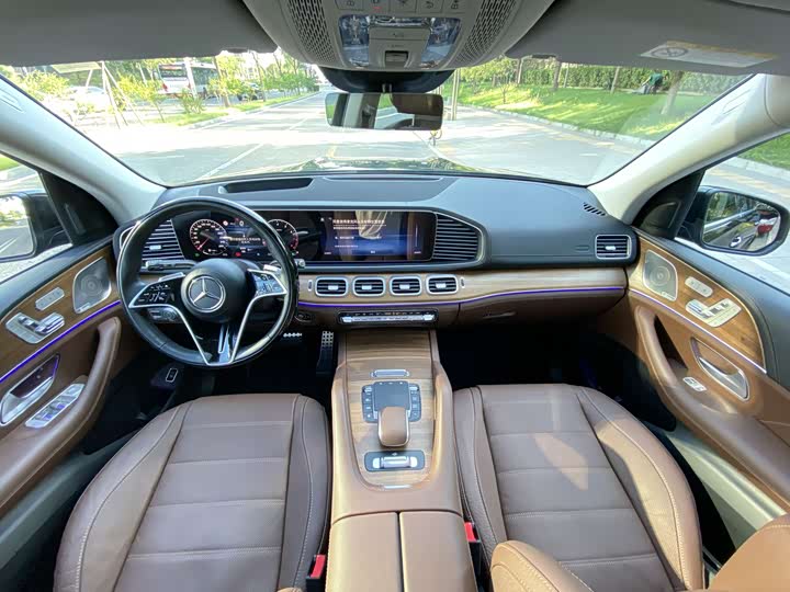 Фото 21 - Mercedes-Benz GLS-Class