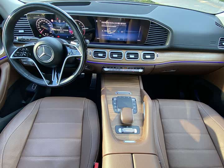 Фото 22 - Mercedes-Benz GLS-Class
