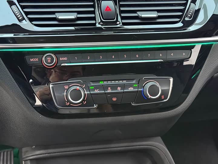 Фото 19 - BMW 1 Series