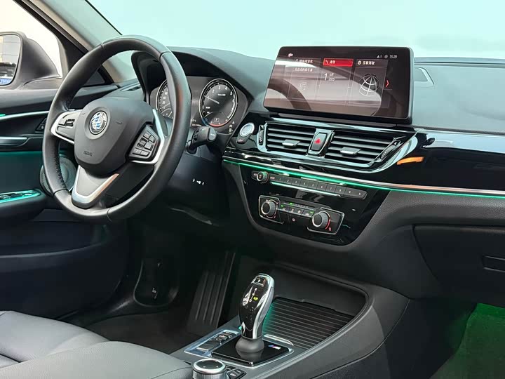 Фото 21 - BMW 1 Series