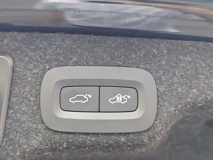 Фото 20 - Volvo S90 Hybrid