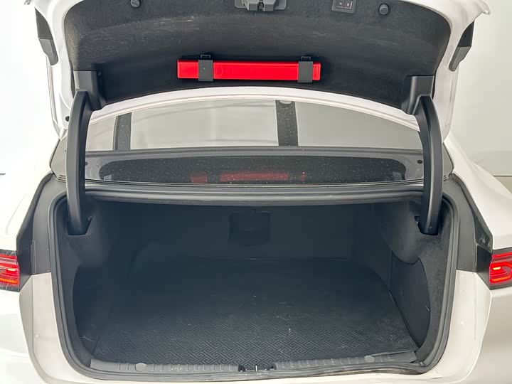 Фото 8 - BYD Han