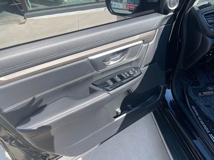 Фото 12 - Honda CR-V Hybrid