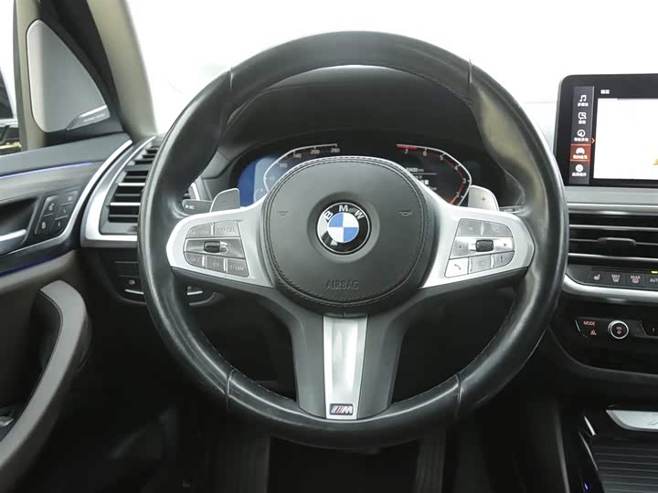 Фото 14 - BMW X3