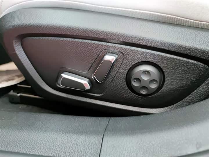 Фото 16 - Geely Preface