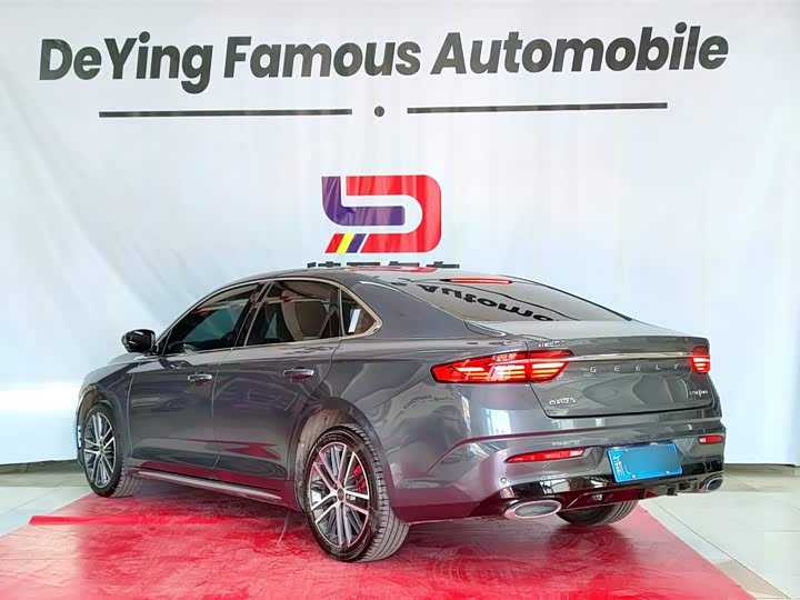 Фото 6 - Geely Preface