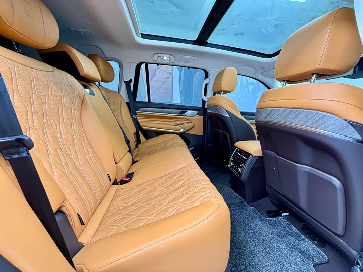 Фото 8 - Tank 500