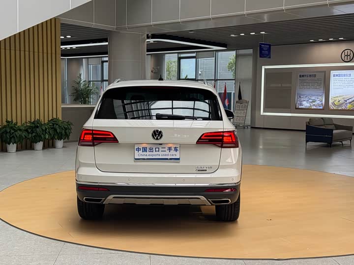 Фото 5 - Volkswagen Tharu