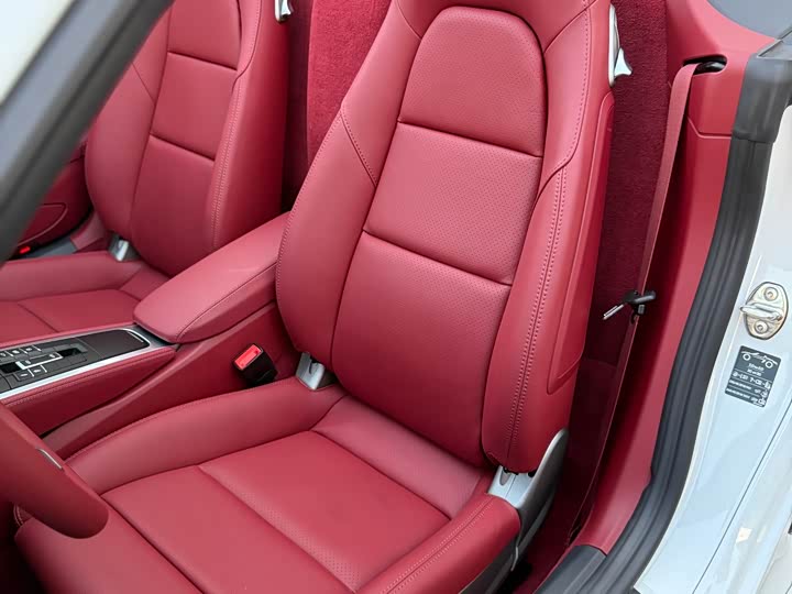 Фото 16 - Porsche 718