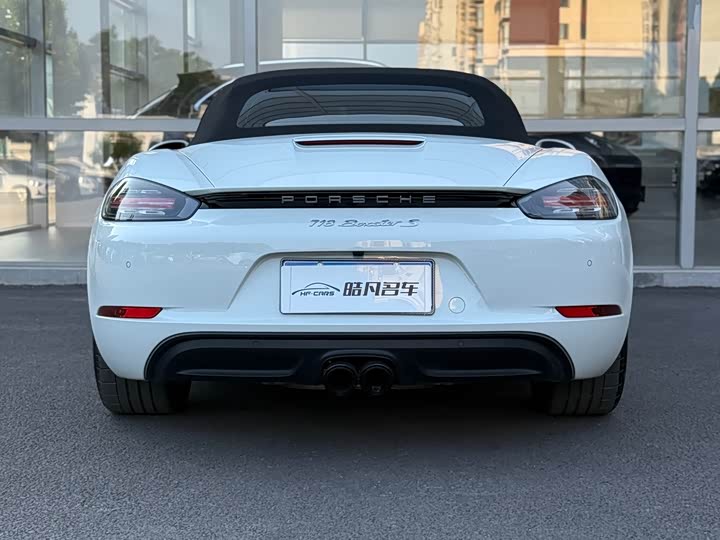 Фото 4 - Porsche 718