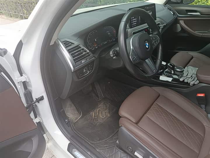 Фото 14 - BMW X3