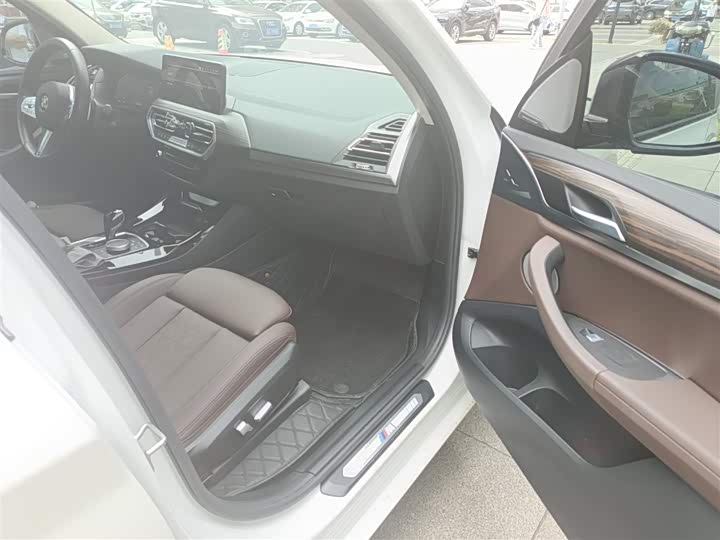 Фото 20 - BMW X3