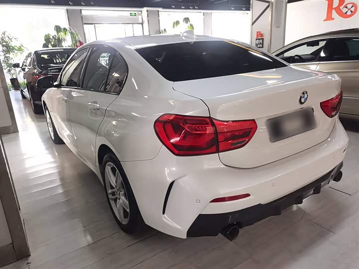 Фото 11 - BMW 1 Series