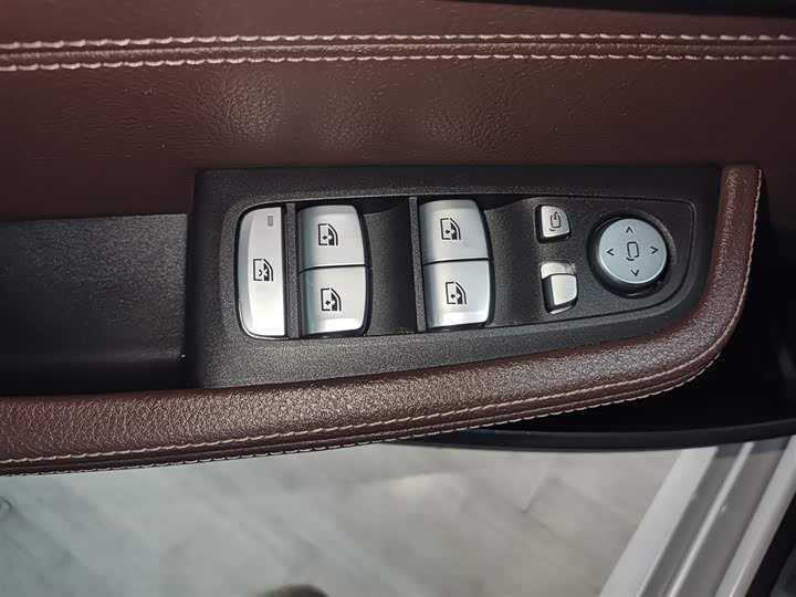 Фото 6 - BMW 1 Series