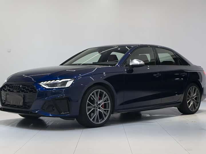 Фото 2 - Audi S4