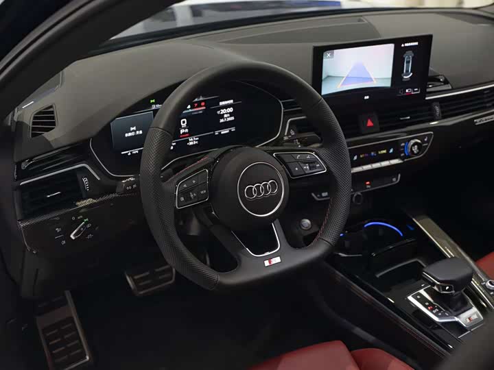 Фото 5 - Audi S4