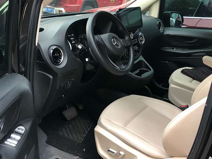 Фото 11 - Mercedes-Benz Vito