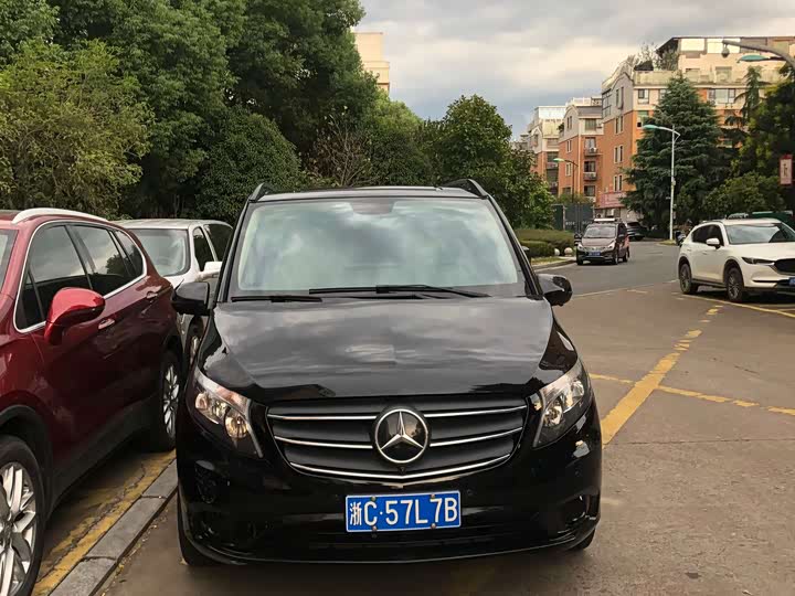 Фото 16 - Mercedes-Benz Vito