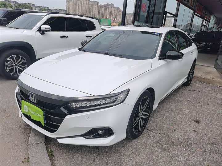 Фото 1 - Honda Accord