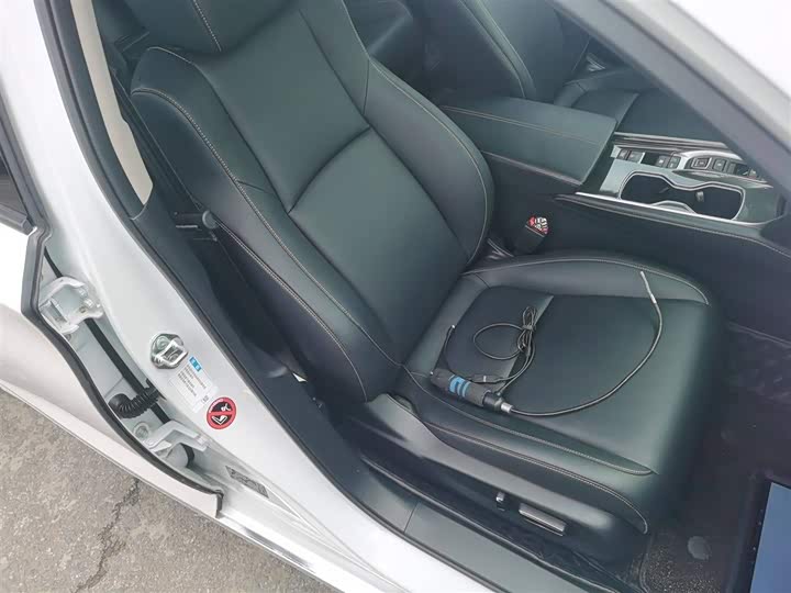 Фото 25 - Honda Accord