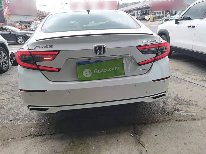 Фото 6 - Honda Accord