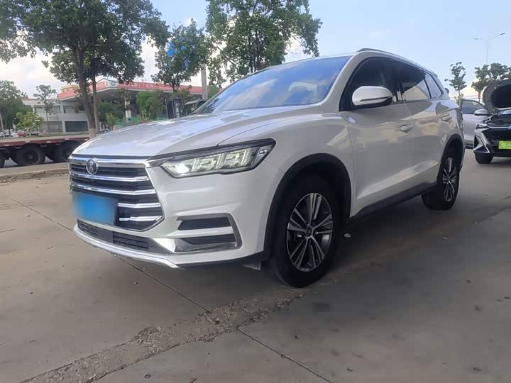 Фото 2 - BYD Song Pro