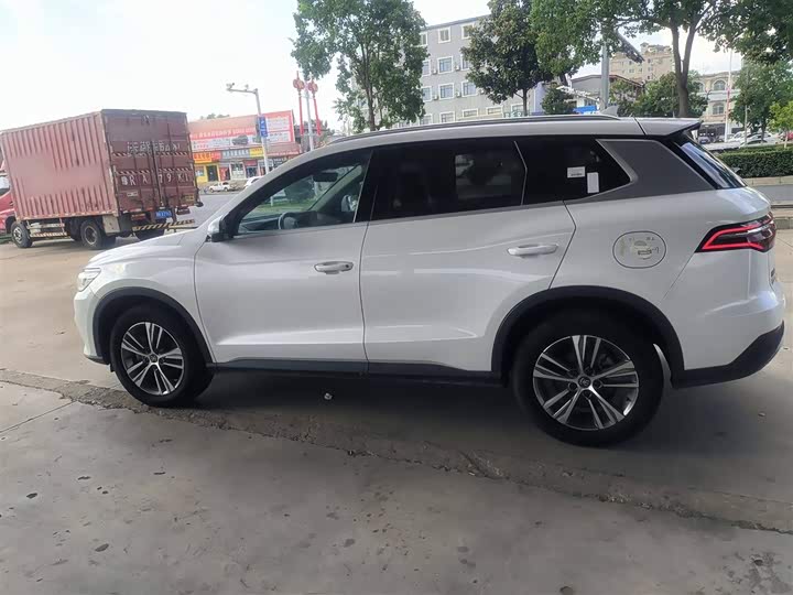 Фото 5 - BYD Song Pro