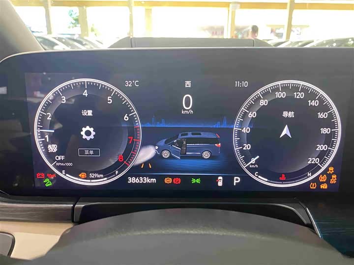 Фото 14 - Buick GL8 ES