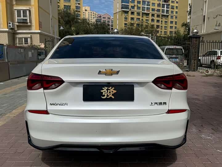 Фото 4 - Chevrolet Monza