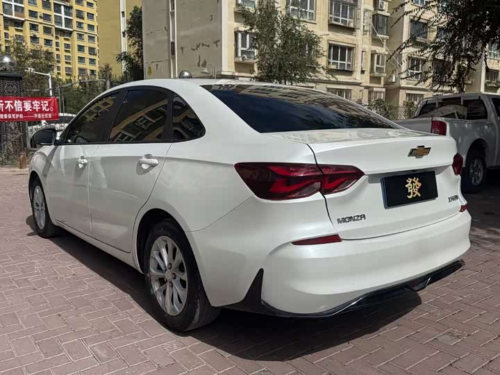 Фото 6 - Chevrolet Monza