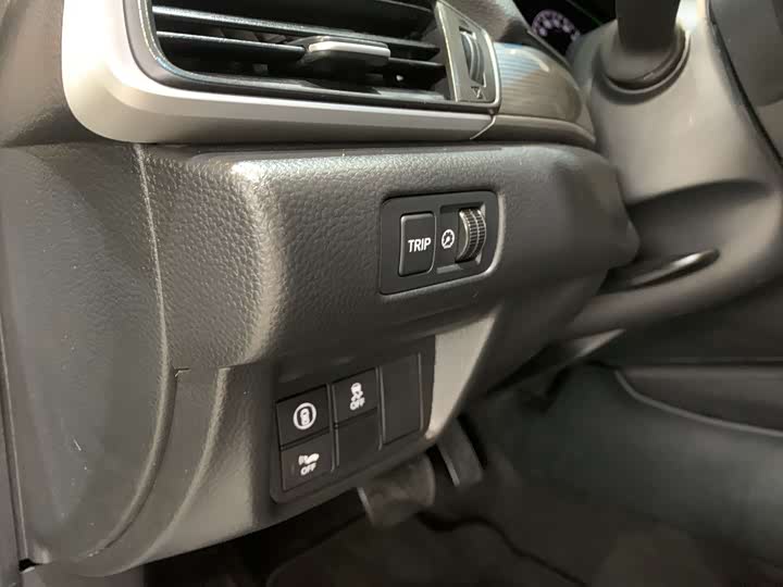 Фото 17 - Honda Accord