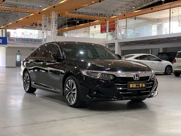 Фото 5 - Honda Accord