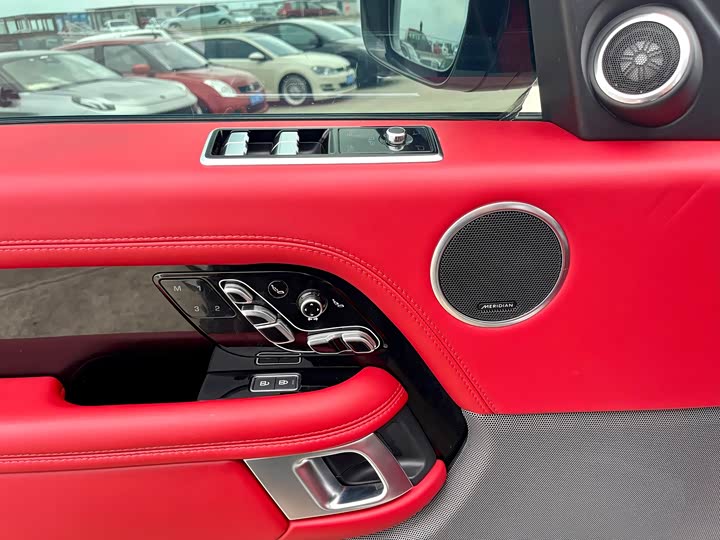 Фото 8 - Land Rover Range Rover