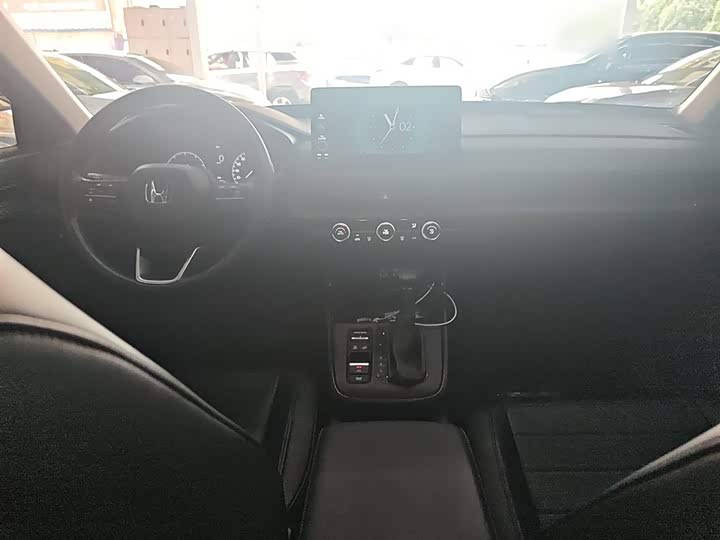 Фото 10 - Honda CR-V