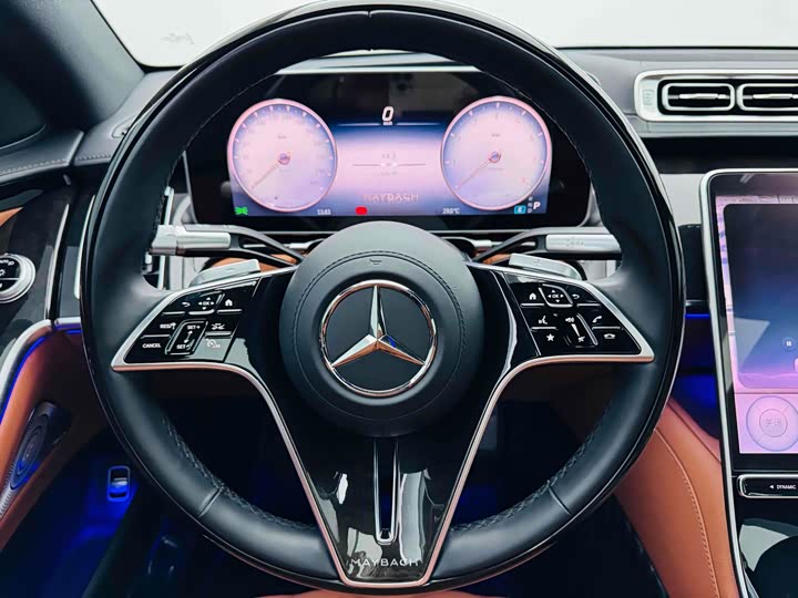 Фото 12 - Mercedes-Benz Maybach S-Class