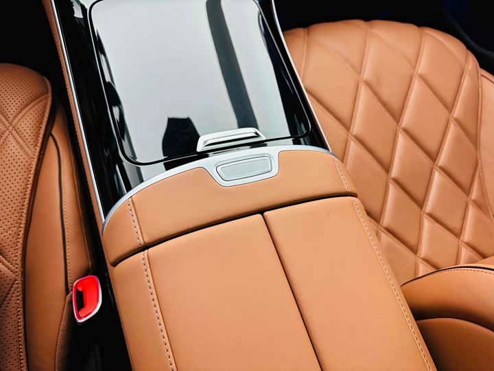 Фото 14 - Mercedes-Benz Maybach S-Class