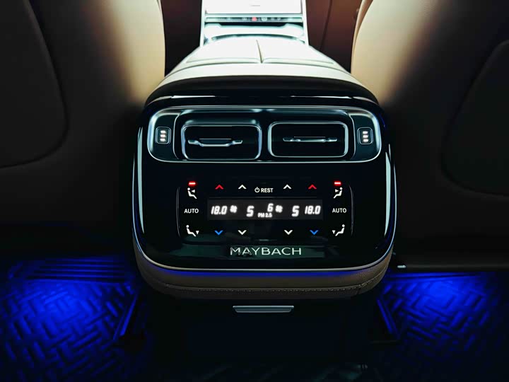 Фото 19 - Mercedes-Benz Maybach S-Class