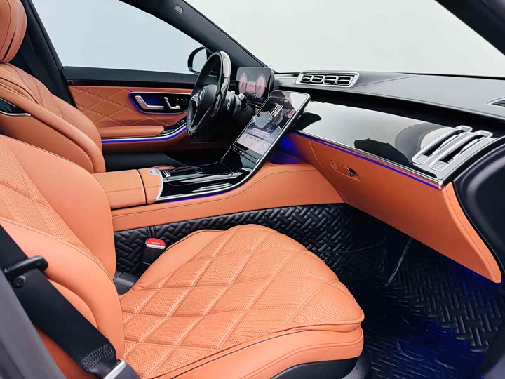 Фото 9 - Mercedes-Benz Maybach S-Class