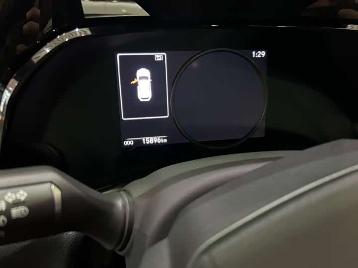 Фото 6 - Lexus NX