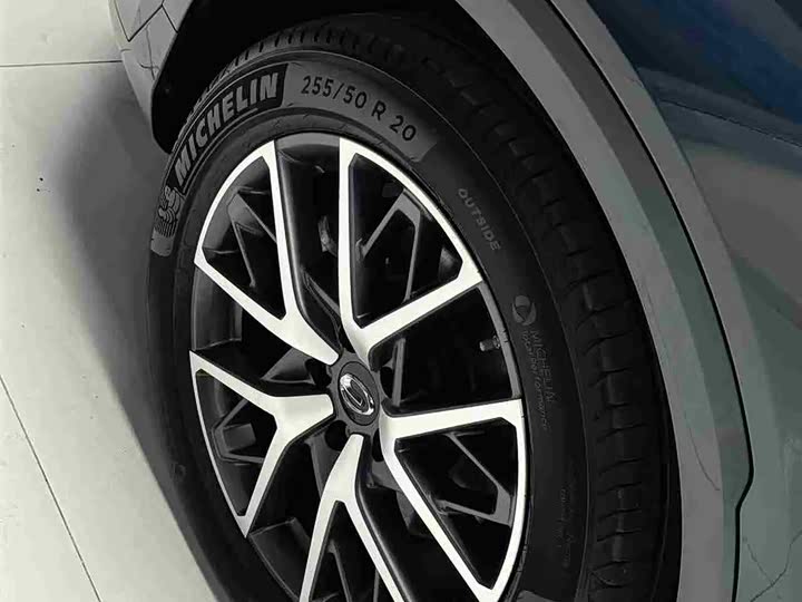 Фото 10 - GAC Trumpchi GS8