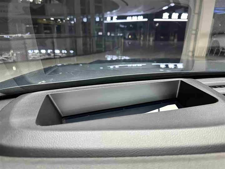 Фото 17 - GAC Trumpchi GS8