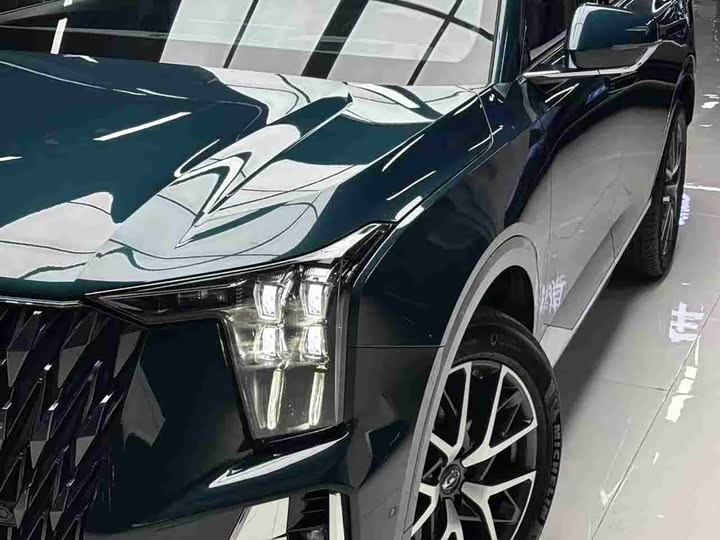 Фото 2 - GAC Trumpchi GS8