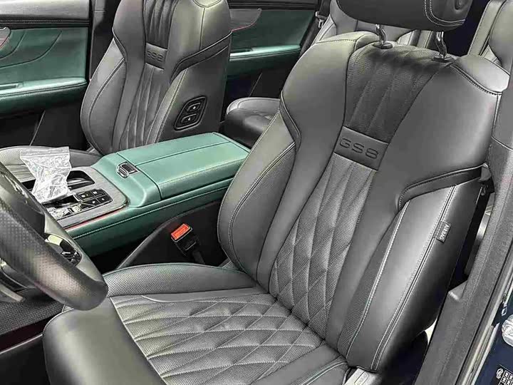 Фото 25 - GAC Trumpchi GS8