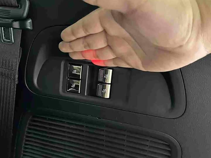 Фото 31 - GAC Trumpchi GS8