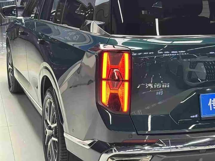 Фото 9 - GAC Trumpchi GS8